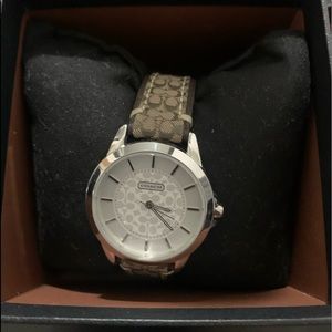 Coach watch with minimal use